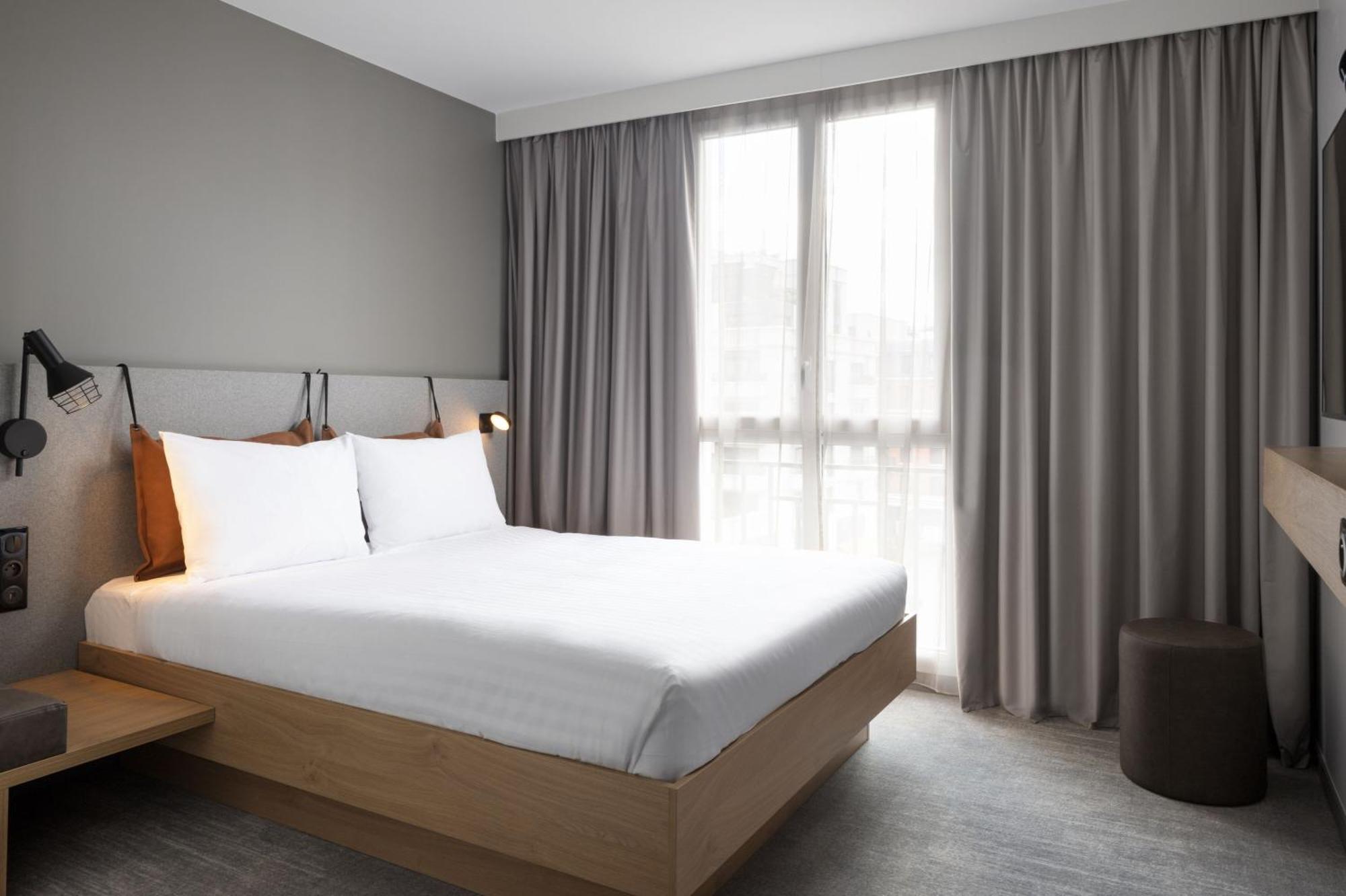 Moxy Paris Кламар Экстерьер фото