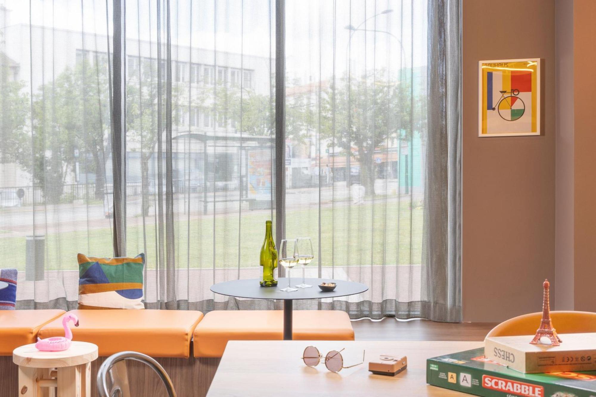 Moxy Paris Кламар Экстерьер фото