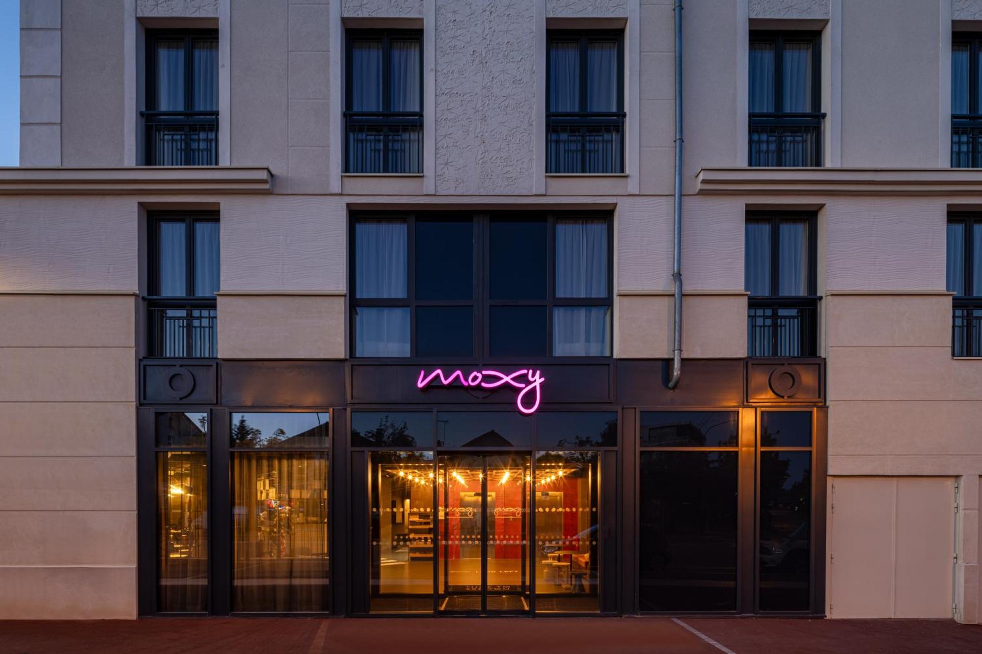 Moxy Paris Кламар Экстерьер фото